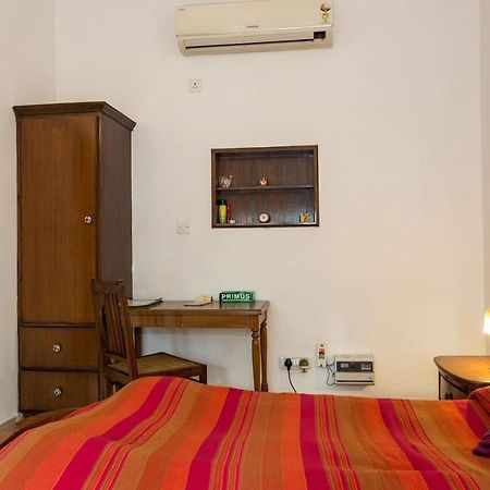 Eleven Bed & Breakfast New Delhi Buitenkant foto