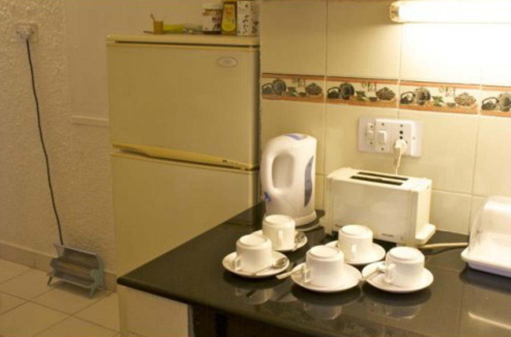 Eleven Bed & Breakfast New Delhi Buitenkant foto