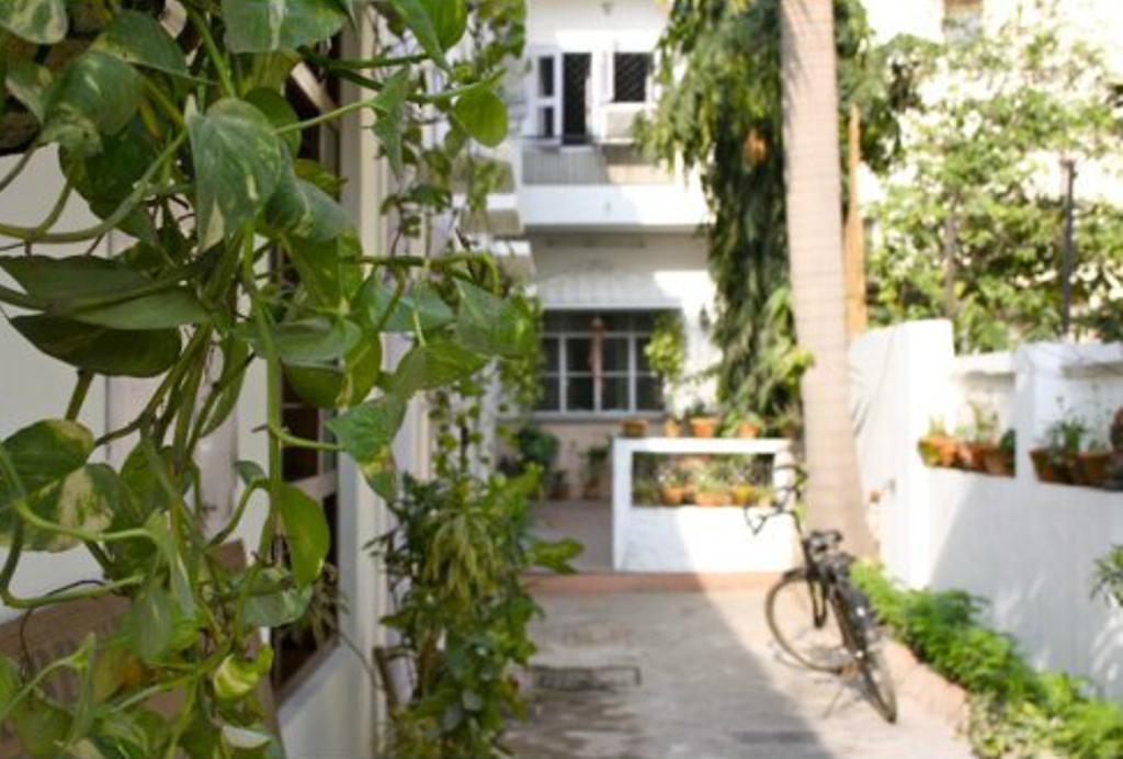 Eleven Bed & Breakfast New Delhi Buitenkant foto